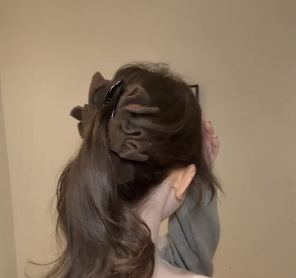 Retro Velvet Multi-Layer Bow Hair Claw